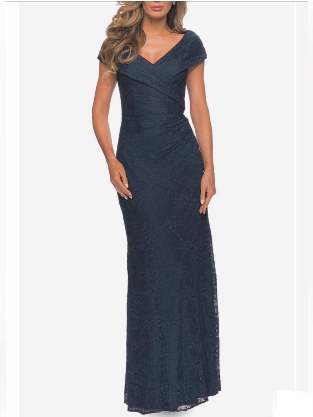 LA FEMME Lace Portrait Neck Floral Floor Length Trumpet Gown NEW Size 4 Navy